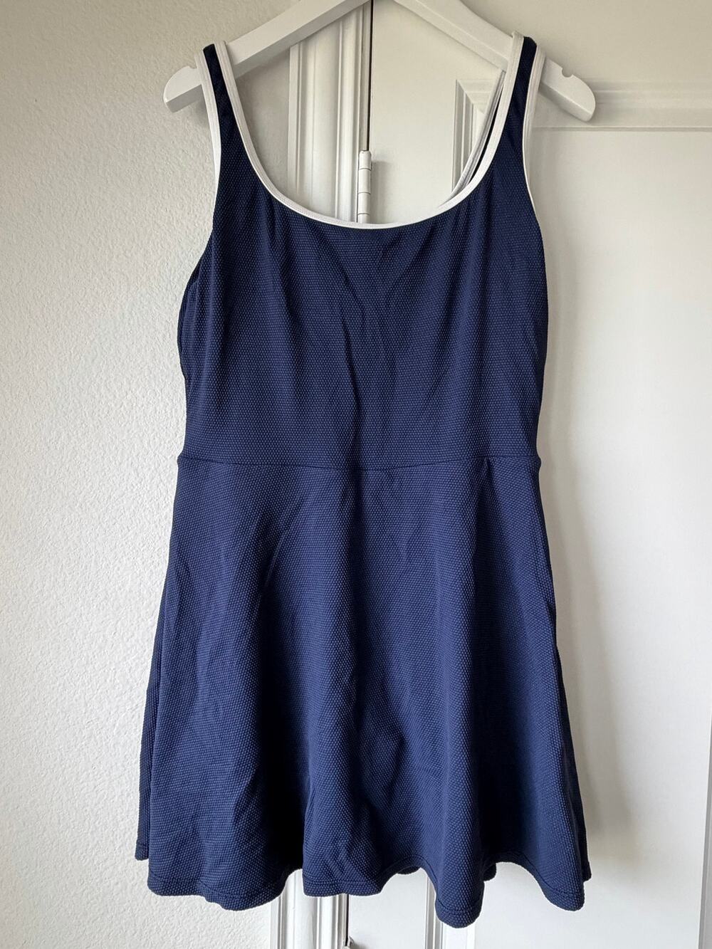 Tommy Bahama Womens XS Textured Swim Dress w/ Bike Shorts - Nautical Navy/White